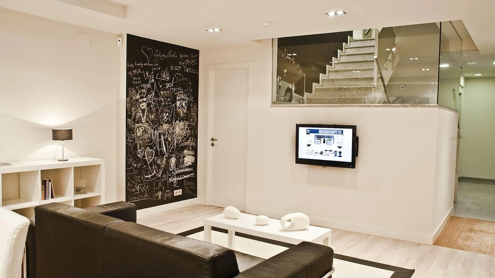 Up Suites Bcn Barcelona Apartment